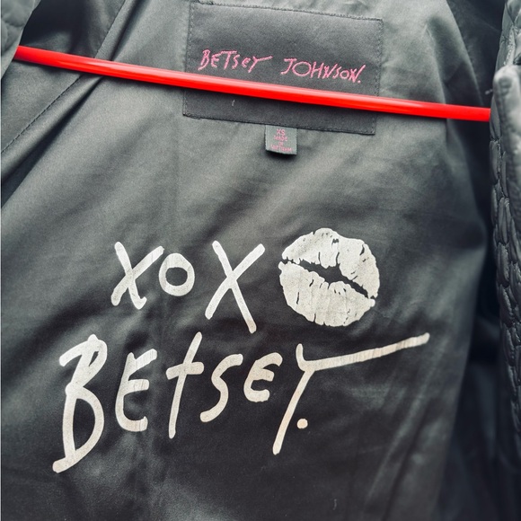 Betsey Johnson Black Heart quilted  nylon jacket coat size x small - Picture 4 of 8